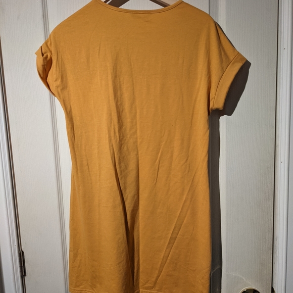 SHEIN - Block Coloured Dress - Picture 2 of 3